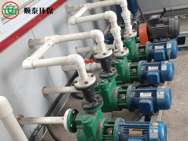 小件熱鍍鋅生產(chǎn)線設(shè)備.jpg 小件熱鍍鋅生產(chǎn)線設(shè)備.jpg